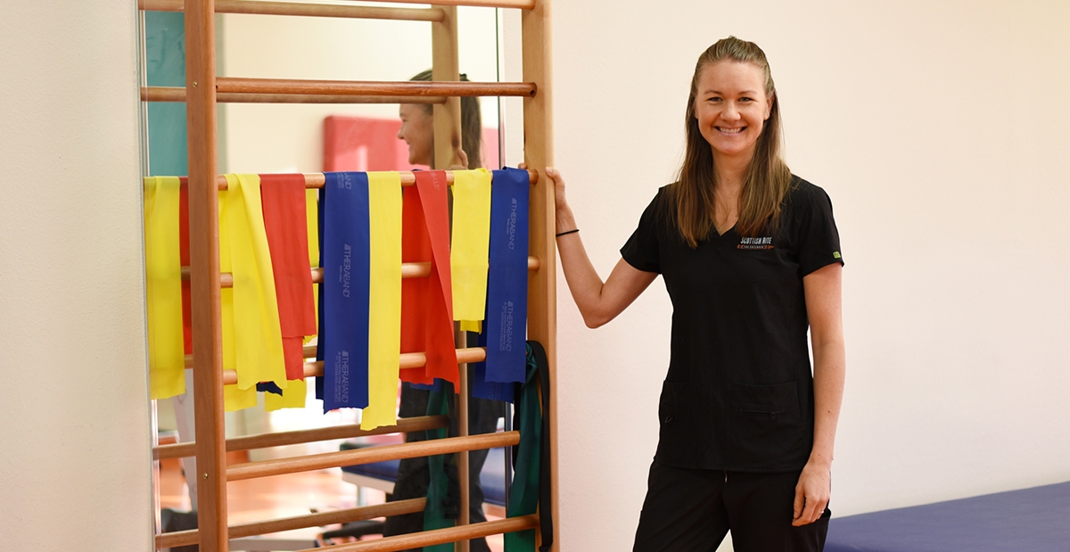 Karina-Zapata_001 karina in PT gym