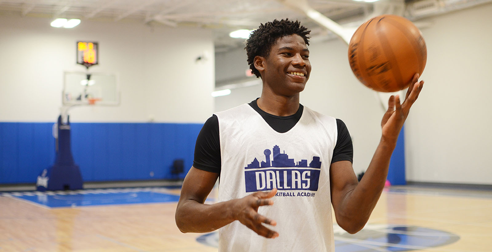 Jaelen Anderson Patient playing basketball.