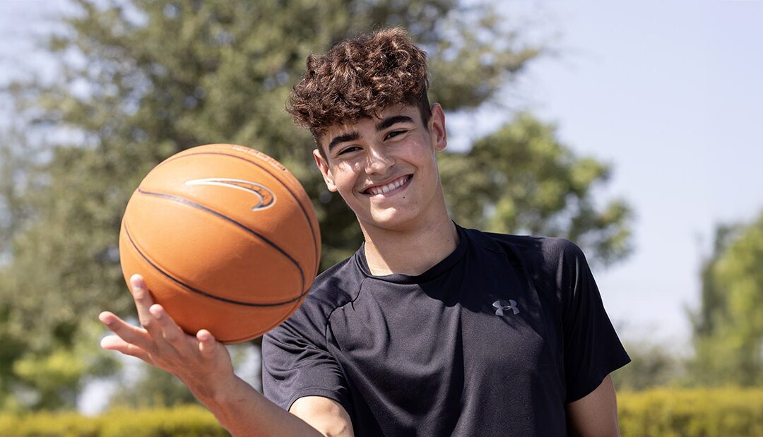 Noah Dunks on Osteochondritis Dissecans of the Knee